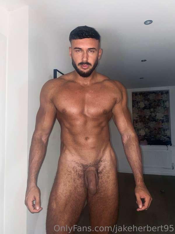 Thoughts on my more lean physique?🤷‍♀️
Did used to be a lot ..