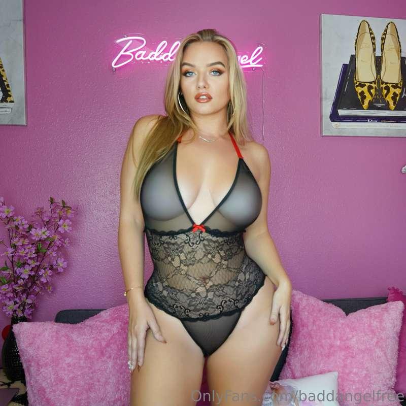 More of this set in my VIP 💋@baddangel