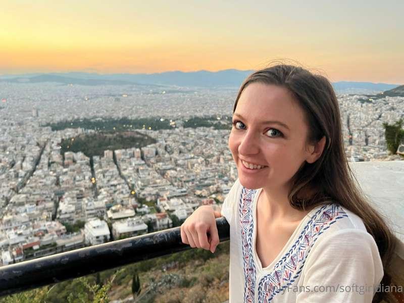 A few SFW pics from our last full day in Athens 🥰 Annnnd our..