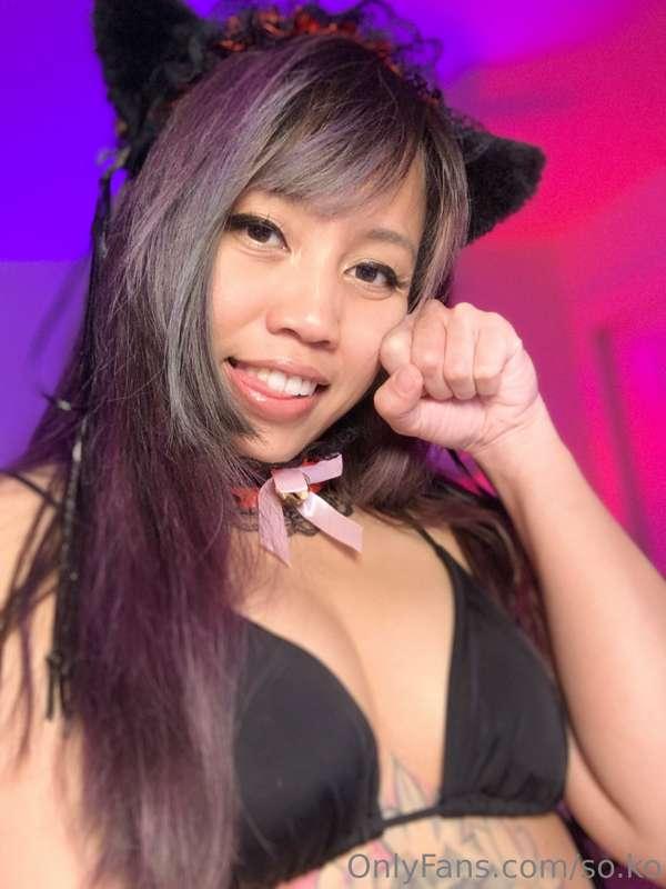 🌸💘meoww~
video: i take off my bikini top & touch my uncensor..