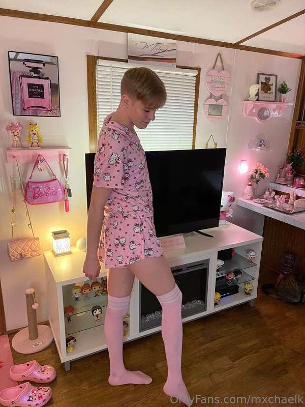posing in my pjs