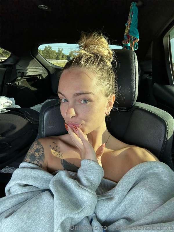 Naughty thoughts, who’s thinking the same?👅😈