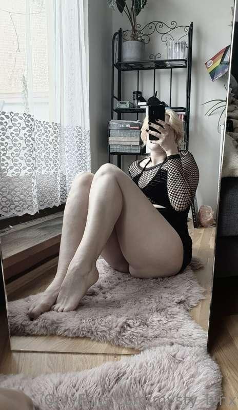 mysty_binx image #20