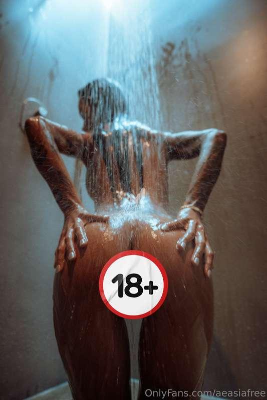 Cum join me at @aeasia OnlyFans.com/AeAsiaIt’s where all the..