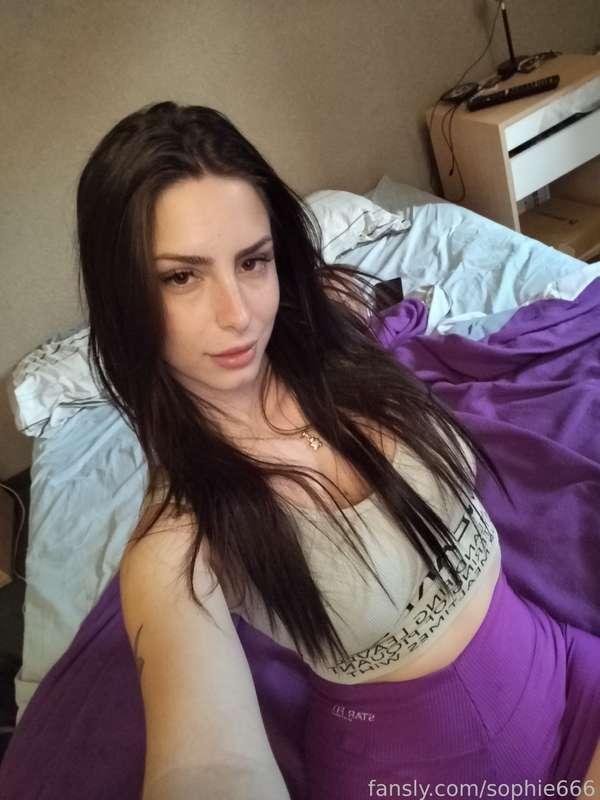 Do you think I look sexy, sweaty post gym?

#babygirl #teen #young #sweaty #gym #leggins #fitgirl #babe 