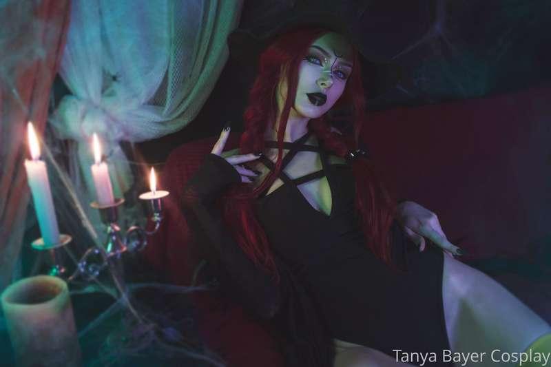 🎃This Halloween get the chance to discover my Witch house se..