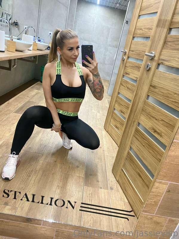 I want to do dirty things with you.💦