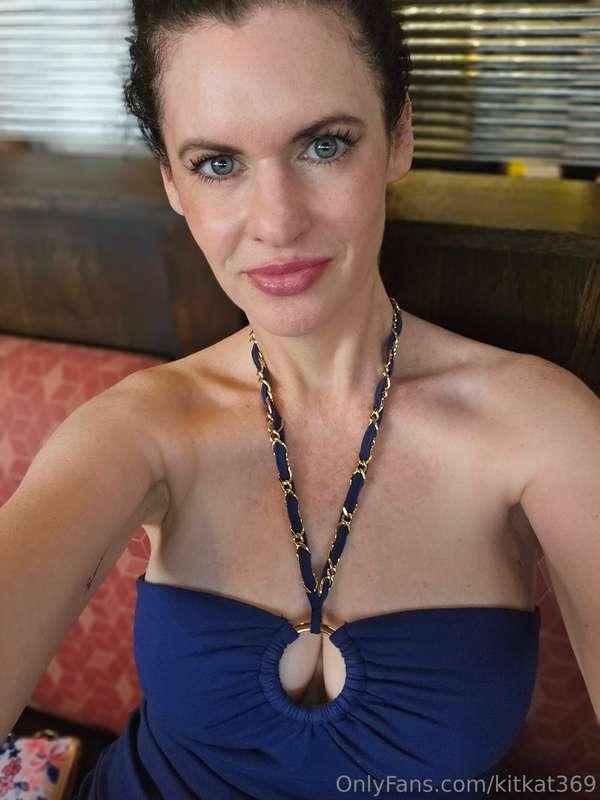 Having dinner out tonight, wish u could join me!