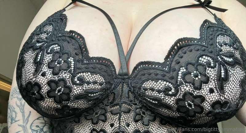 bigtittyemmafree image #0