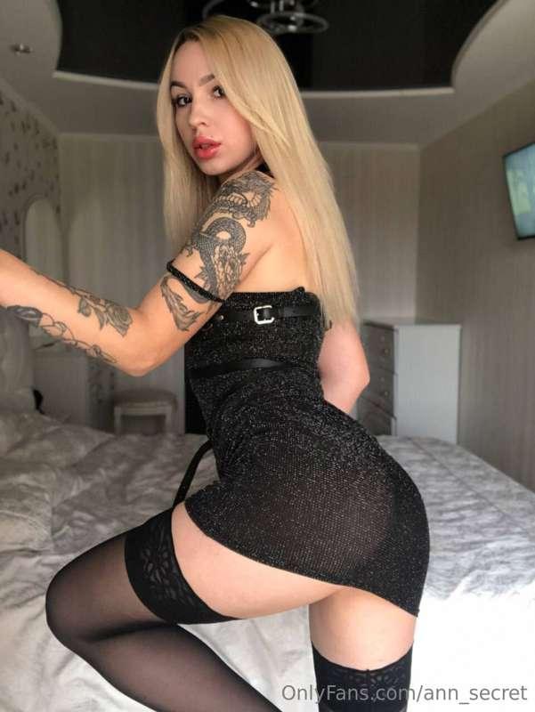 Free subscription❤️

She loves to show her little holes and ..