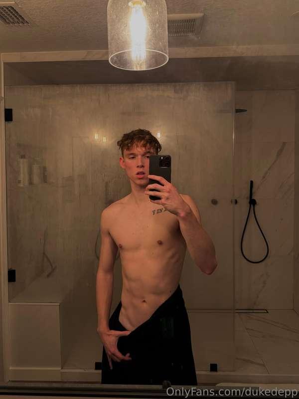 who wants to shower w/ me??? i put that bench in there for a..