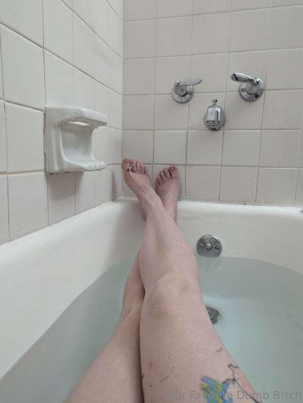 Some cute action shots of my toes playing in the water and a..