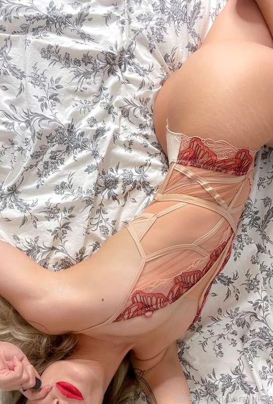larajuicy image #15