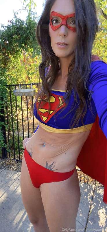 💀31 DAYS OF HALLOWEEN 💀SuperGirl Cosplay - Part 4 - Junk in ..