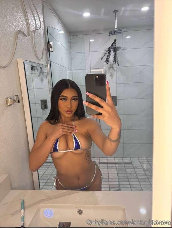 https://onlyfans.com/chaneloxoxo/c55Is horny and waiting for..
