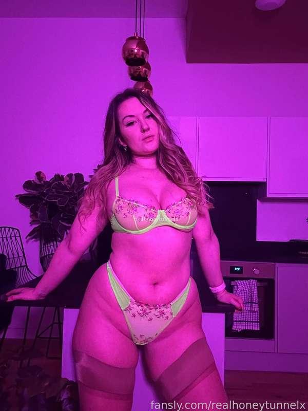 realhoneytunnelx image #1