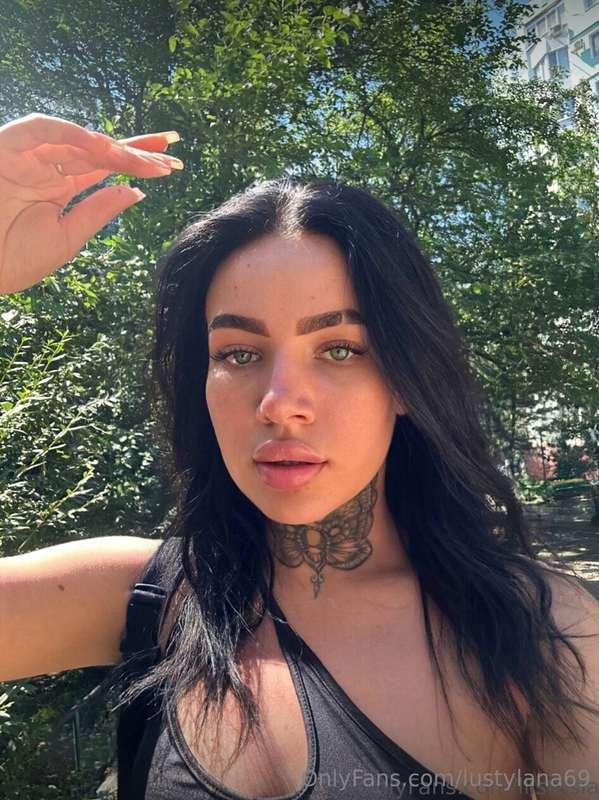 Don't miss 👉@lllstasiaMy bestfriend loves to watch men cum!!..