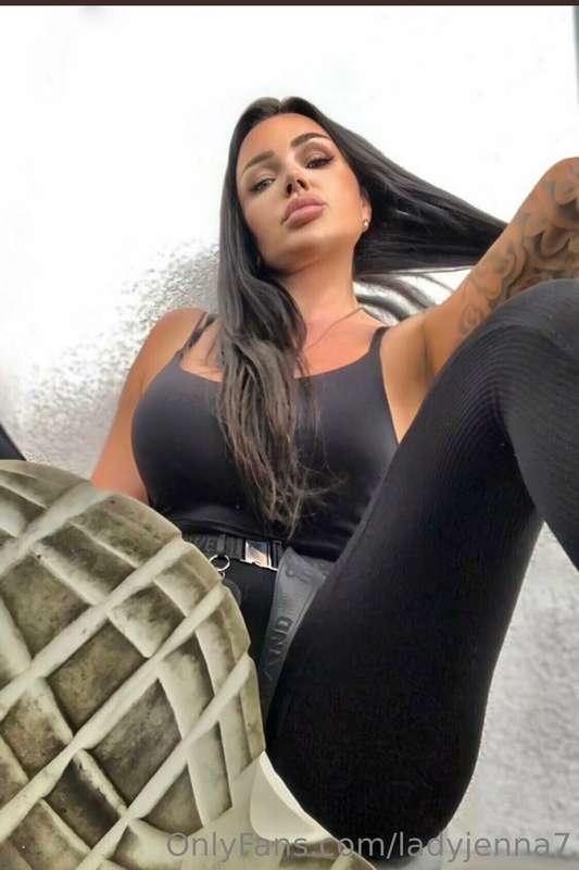 I could crush you so easily tiny slave 🐛