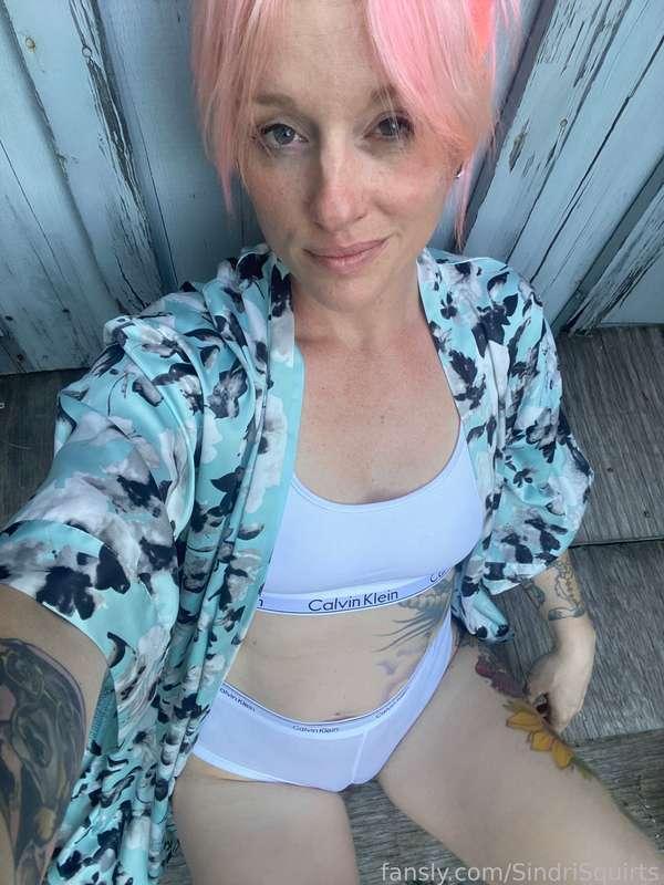 Dyed my hair pink. 🩷🩷🩷


#amateur #american #pinkhair #milf #cougar #mombod #boobs #ass #nipples #pussy #tease