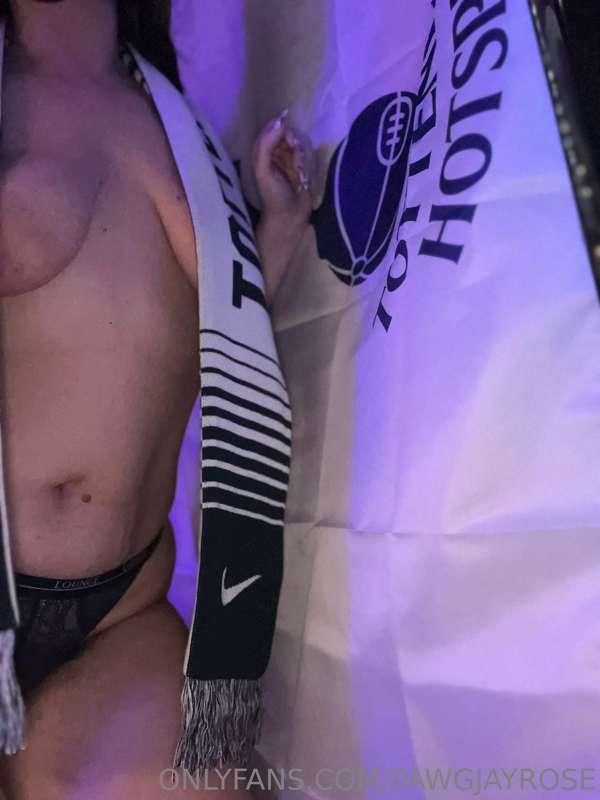 Tottenham gets the W