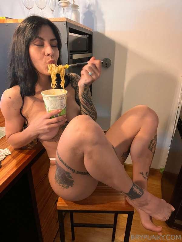 Oh! That’s me with food again 🍜  yummmmm