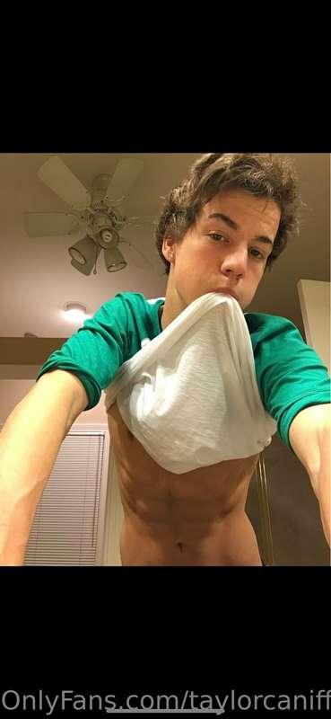 2017 dick pick 😅😩... i remember back then thinking if this l..