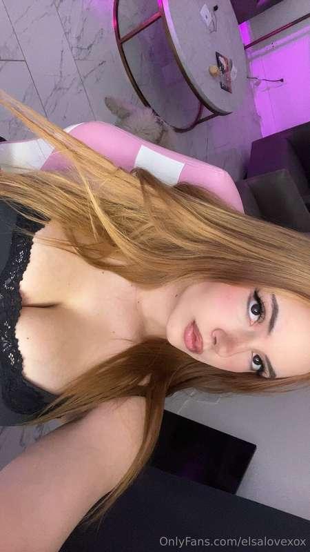 having fun in my profile?🥰