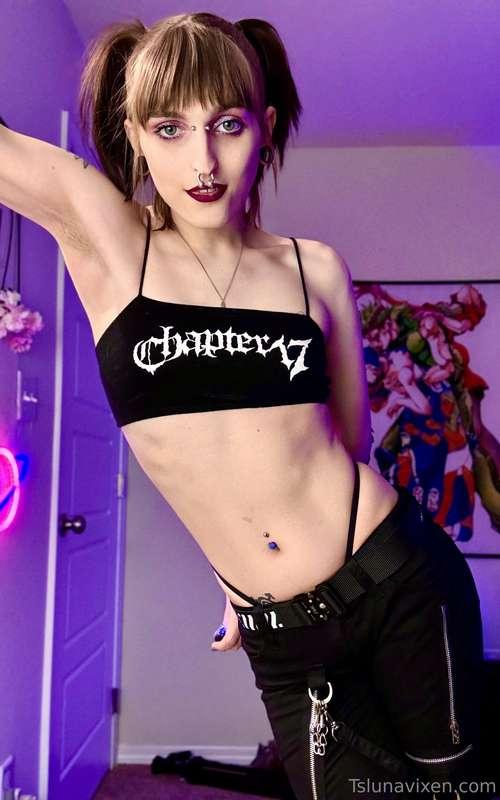 Ever been with a girl who takes charge? 😈