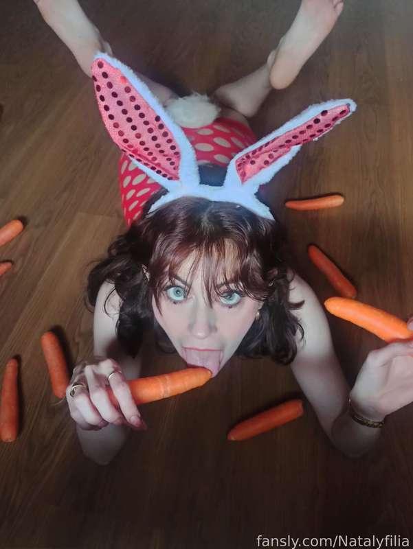 Look into my eyes while you feed me👅

#pussy #tits #boobs #ass #fetish #egirl #fyp #teen #petite