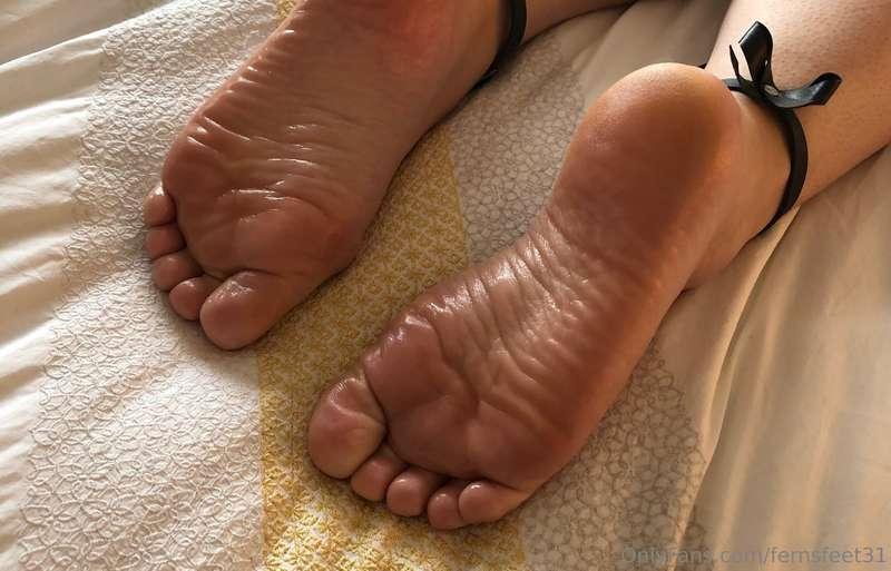 My lovely slippery soles are waiting for you 😉