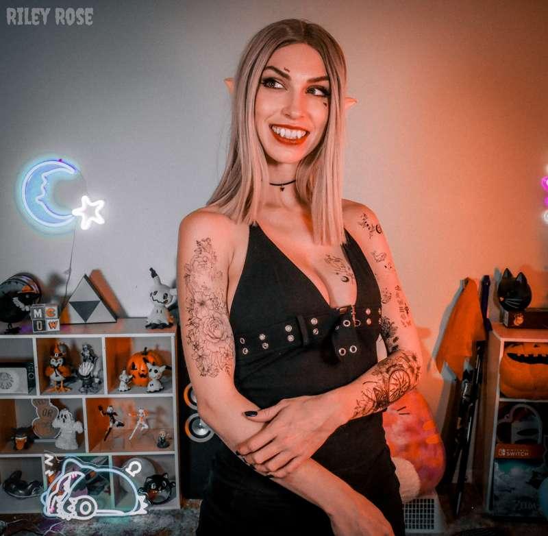 Quick Mean Vampire HD Snaps! 