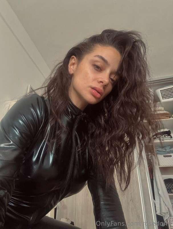 Write your wildest fetish in the comments — no judgment.If y..