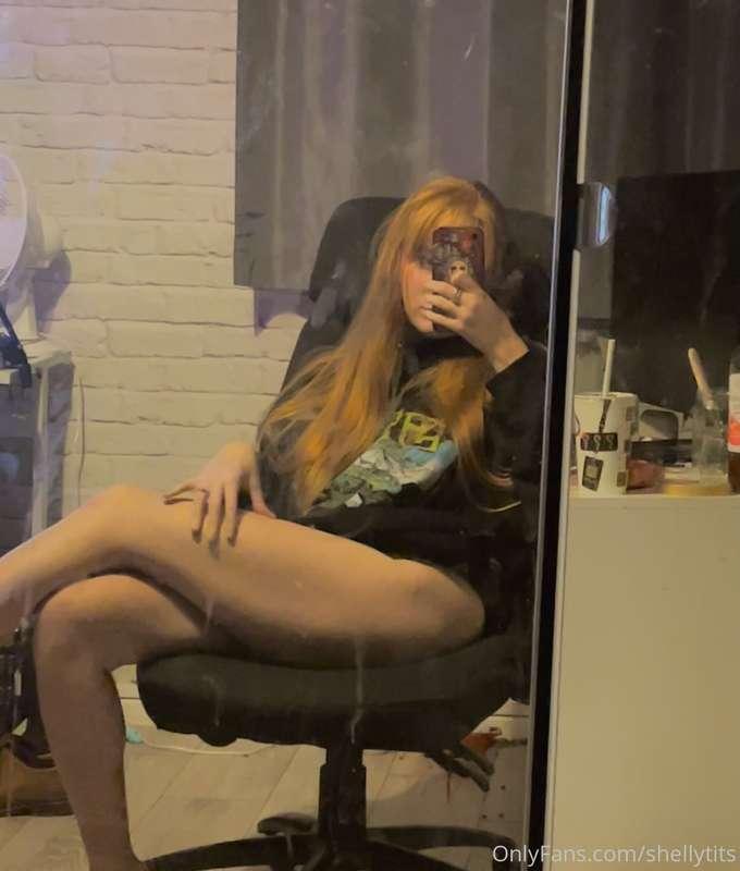 I promise I’ll clean my mirror one day lol  fancy a lil set ..