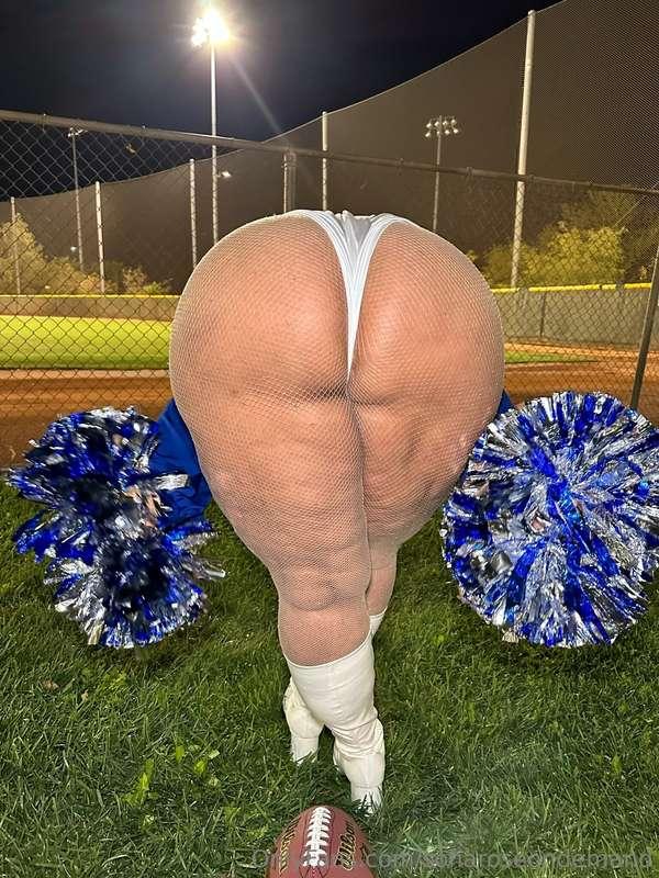 Ｉ░ｐｕｔ░ｔｈｅ░＇ｂｏｏ＇░ｉｎ░＇ｂｏｏｔｙ’！░🎃💁🏻‍♀️