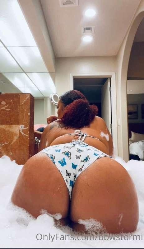 Come get wet with me 💦😌