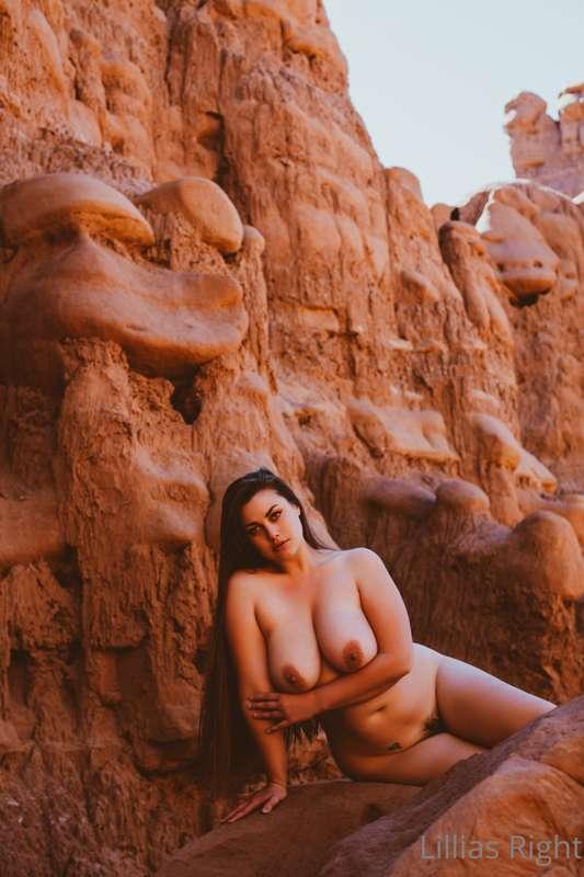 Goblin valley w Carolyn Jean 
Hey just a heads up.. I’m gett..