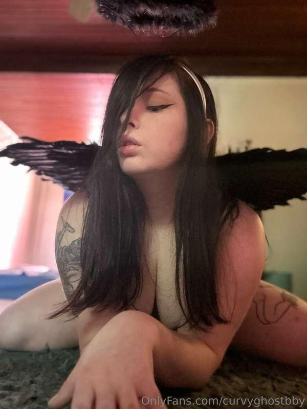 curvyghostbby image #6