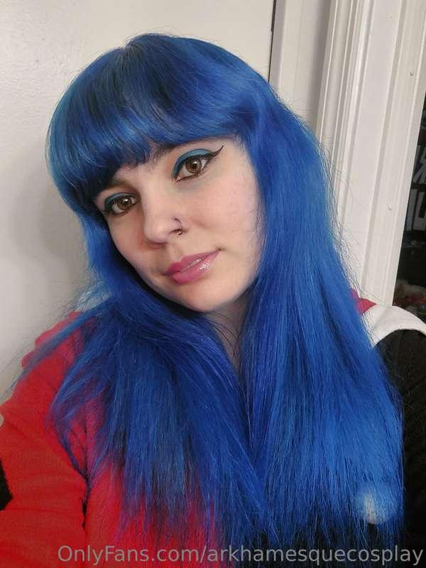 Can't get all the blue off my titties. I've heard of blue ba..