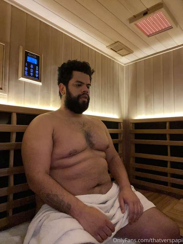 Come in, drop the towel 🧖🏽‍♂️