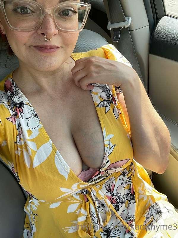 SUNDRESS NO PANTIES SEASON IS MY FAVORITE MAKES IT EASY TO G..