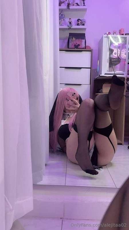 Este cosplay está demasiado intenso para mostrarlo completo ..