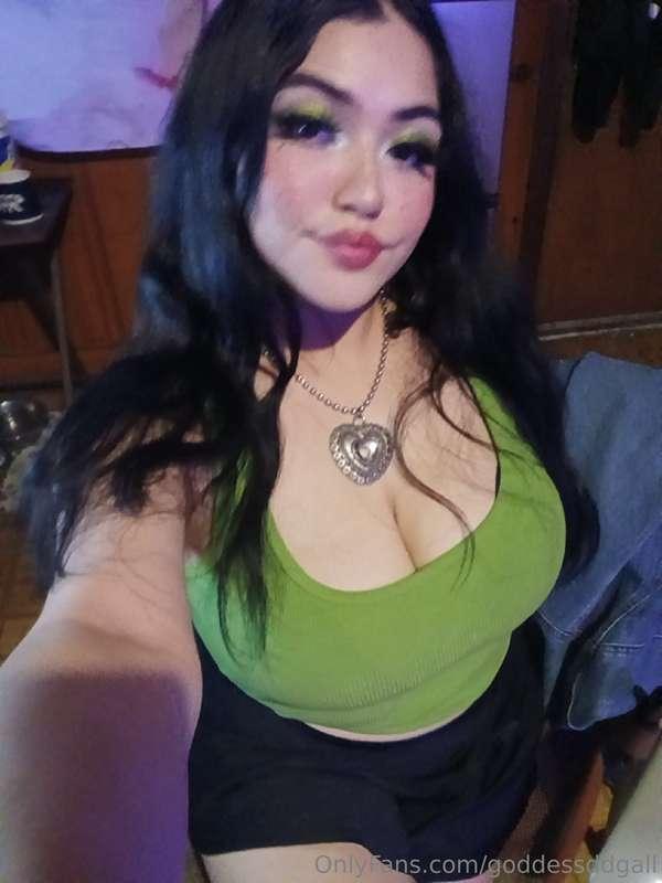 cute and pretty vs. naked & hairy with my tits out 😘