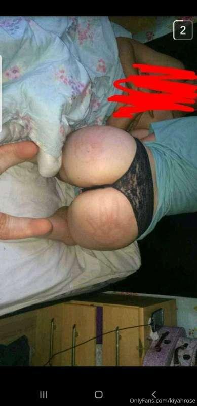 Love being spanked by daddy 😜🥵🤤
