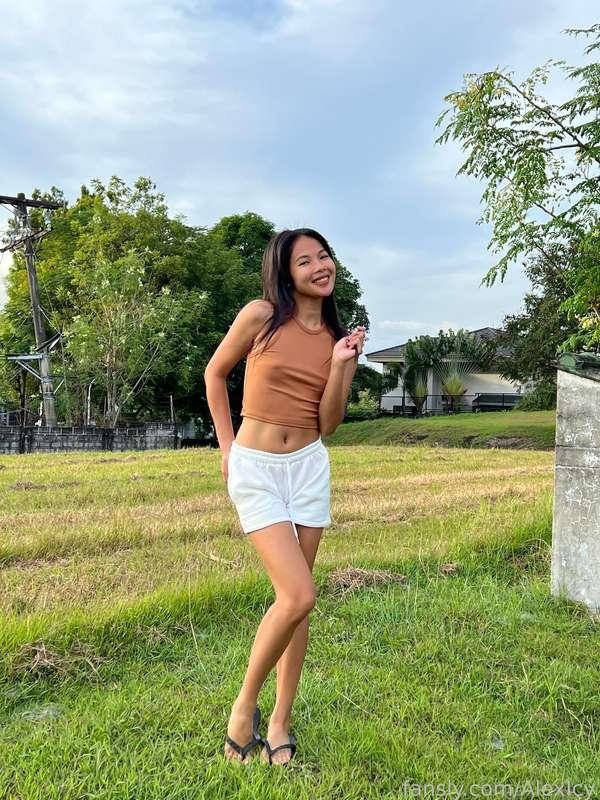 have a walk with me during this wonderful afternoon

#fyp #young #petite #asian #tiny #tight #sweet #cute #smalltits #teen #barelylegal #schoolgirl #smallboobs #18 #small