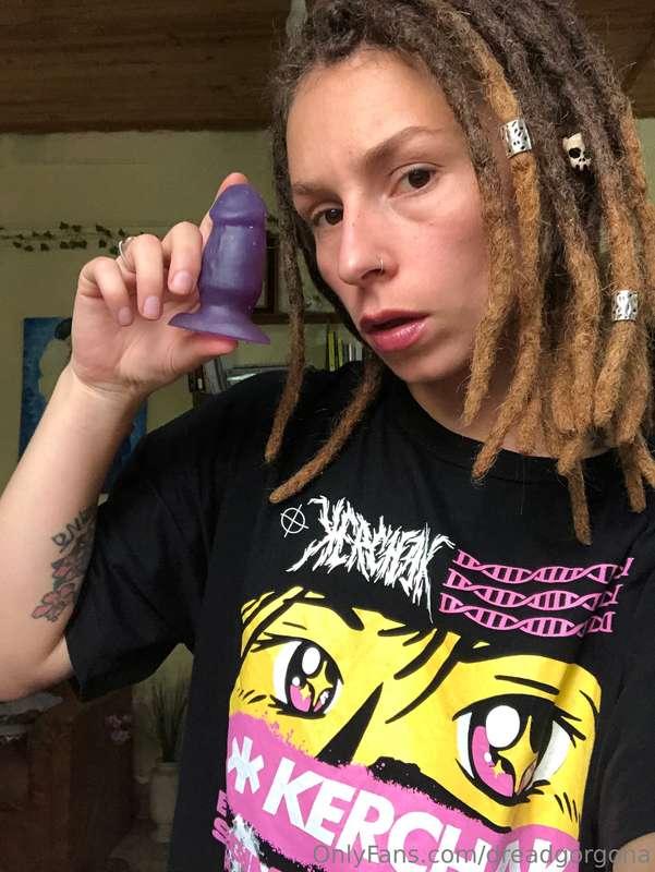 Aren't you embarrassed to photograph that shrimp?