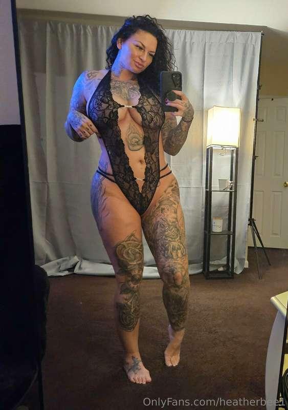 Just waiting to get fucked like the little slut that I am 😈🥵