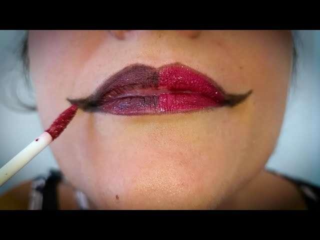 Harley Quinn makeup on young lips that extends the smile. Suitable for large mouths.