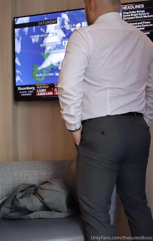 thesuitedboss image #0