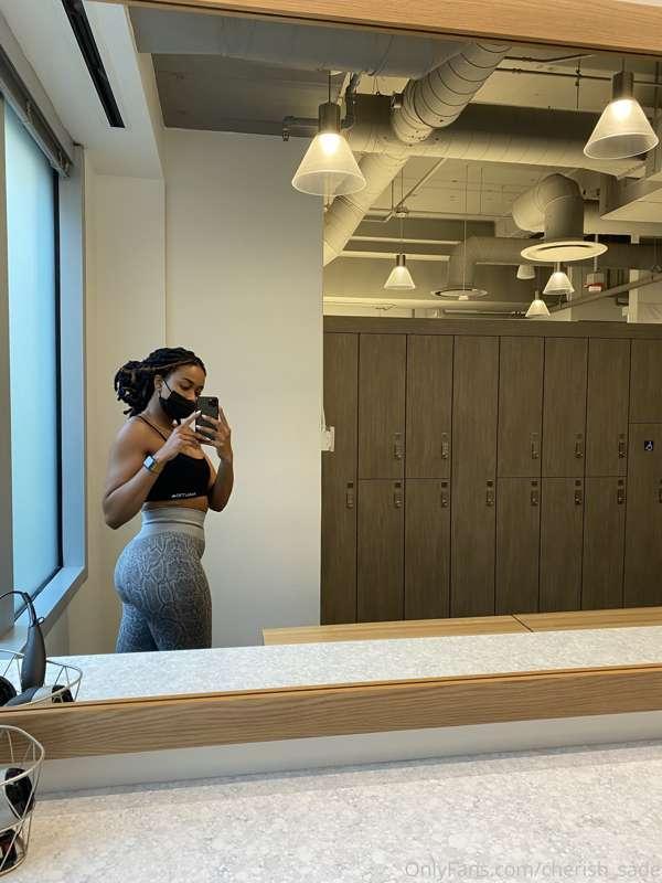 Back at it😏💪🏾what y’all been up to?