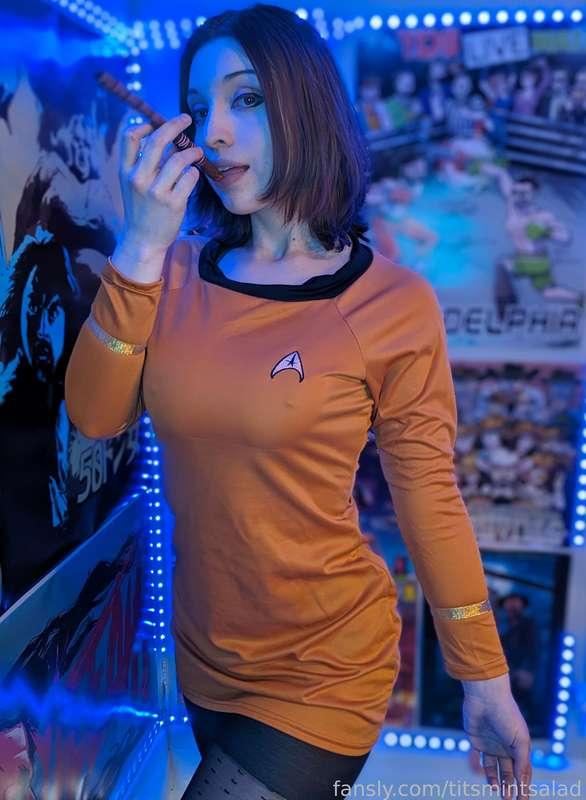 Wanna lick? 😋👅💦

#fyp #cosplay #startrek #dress #shorthair #tits #spandex #ass #curvy #titsmintsalad